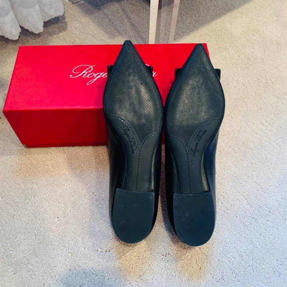 Roger Vivier Gommenttine Ball Leather Ballet Flat - Picture 2 of 3